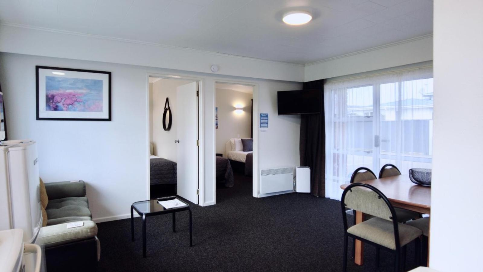 554 Moana Court Motel Інверкаргілл Екстер'єр фото