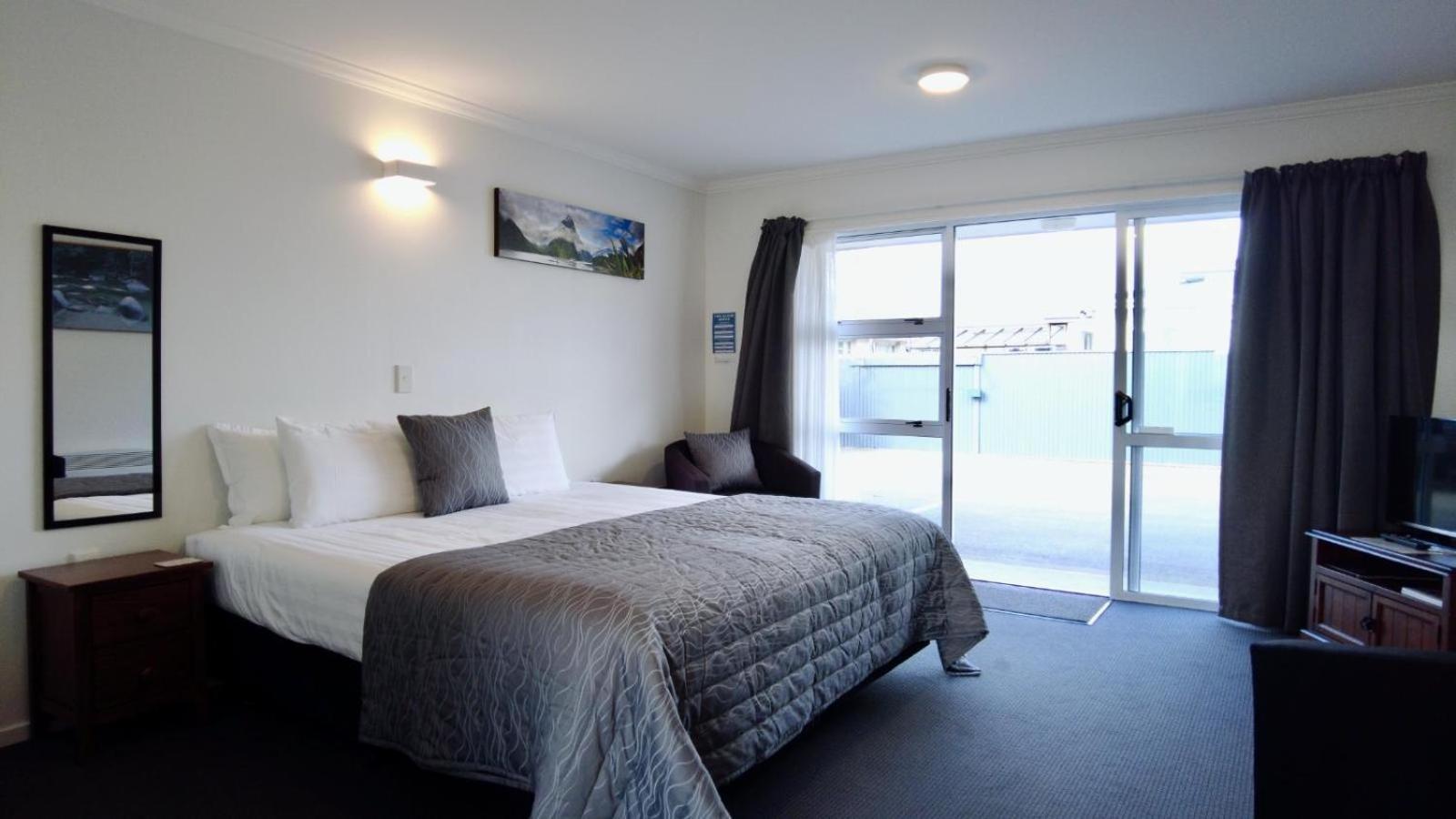 554 Moana Court Motel Інверкаргілл Екстер'єр фото