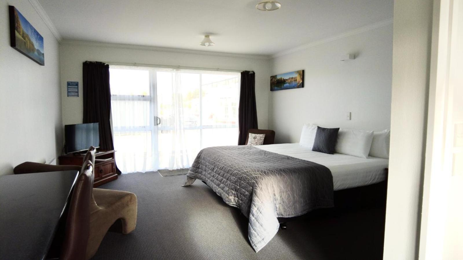 554 Moana Court Motel Інверкаргілл Екстер'єр фото
