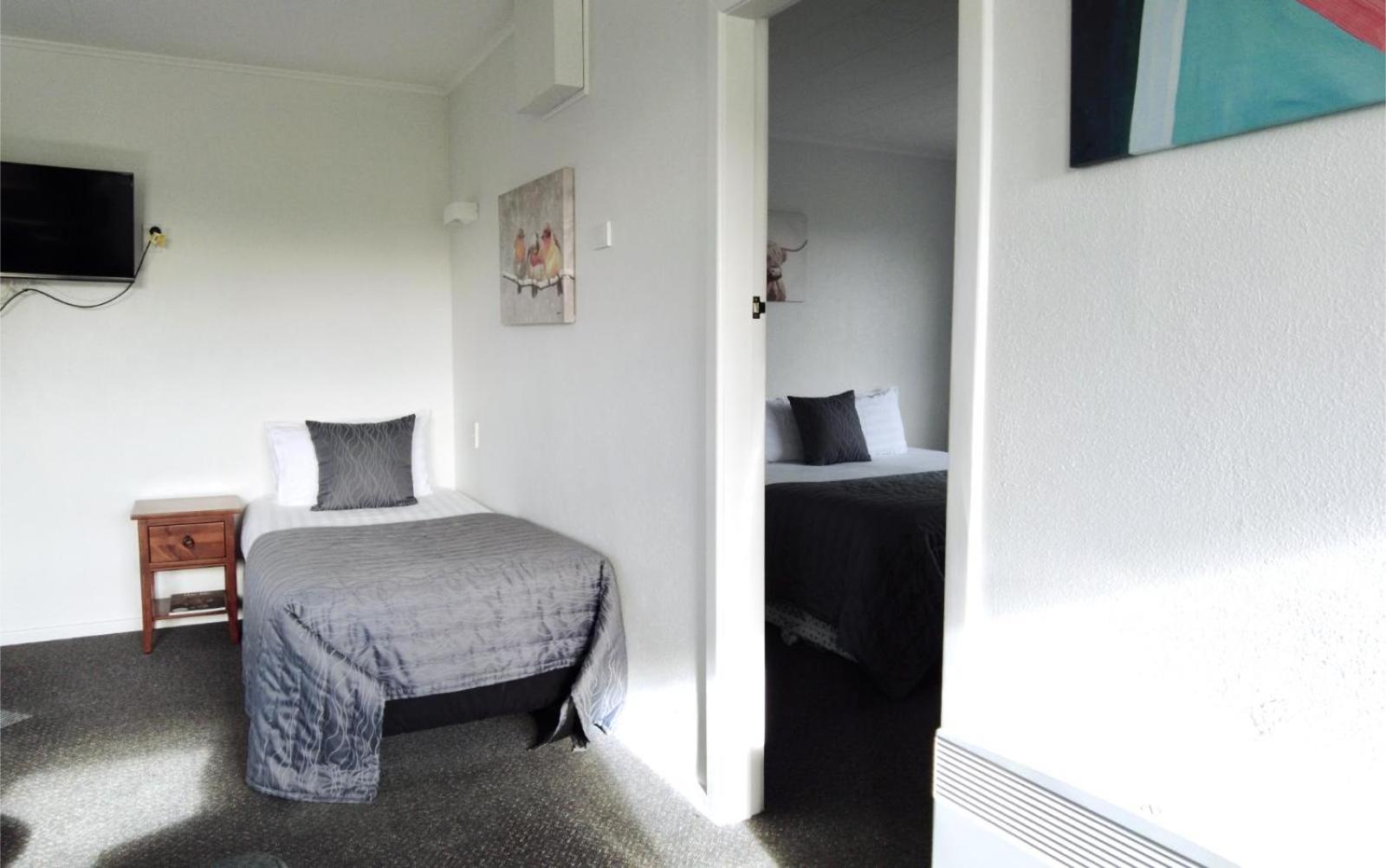 554 Moana Court Motel Інверкаргілл Екстер'єр фото
